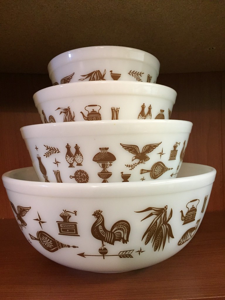 Vintage Pyrex early american