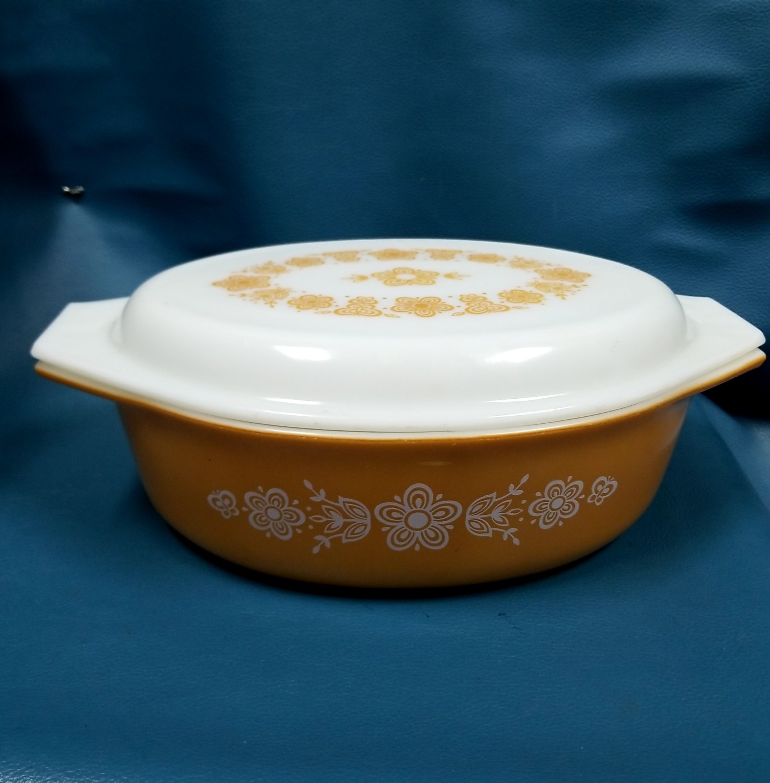 pyrex butterfly gold 045