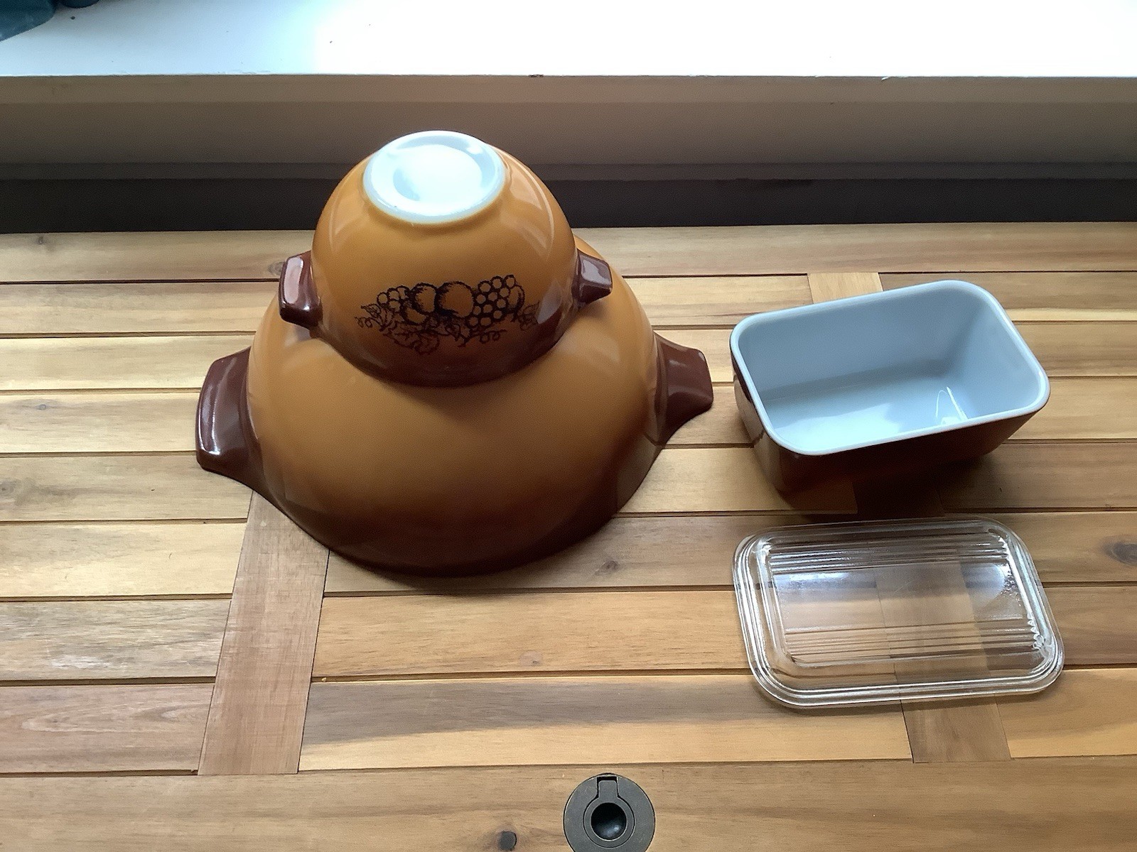 pyrex old orchard refrigerator dish