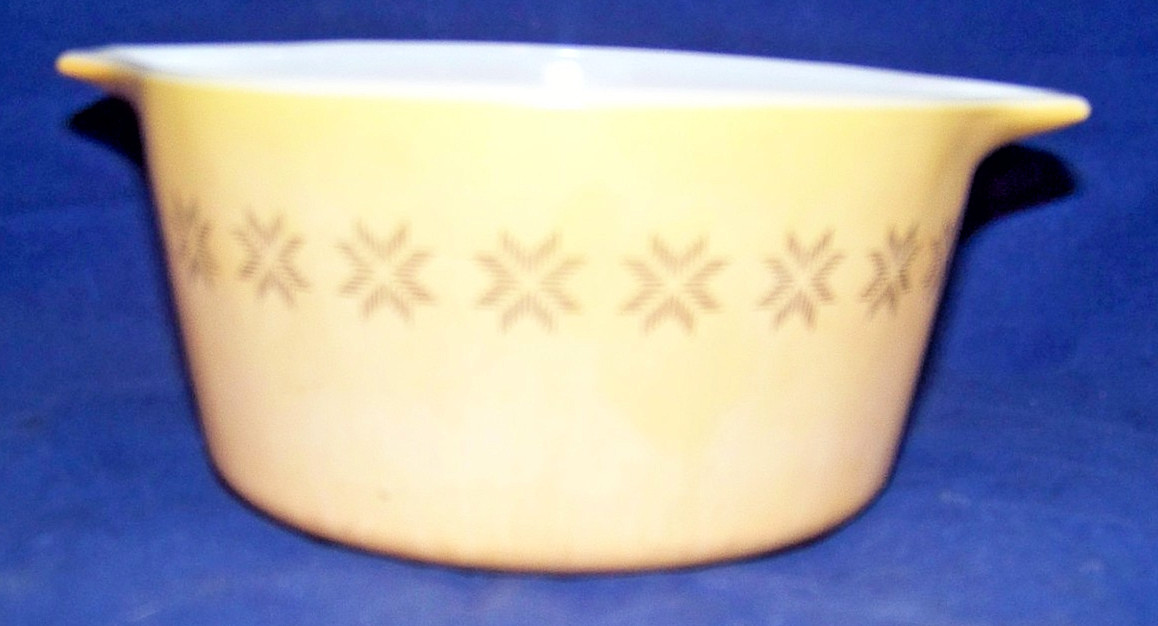 pyrex town and country 473
