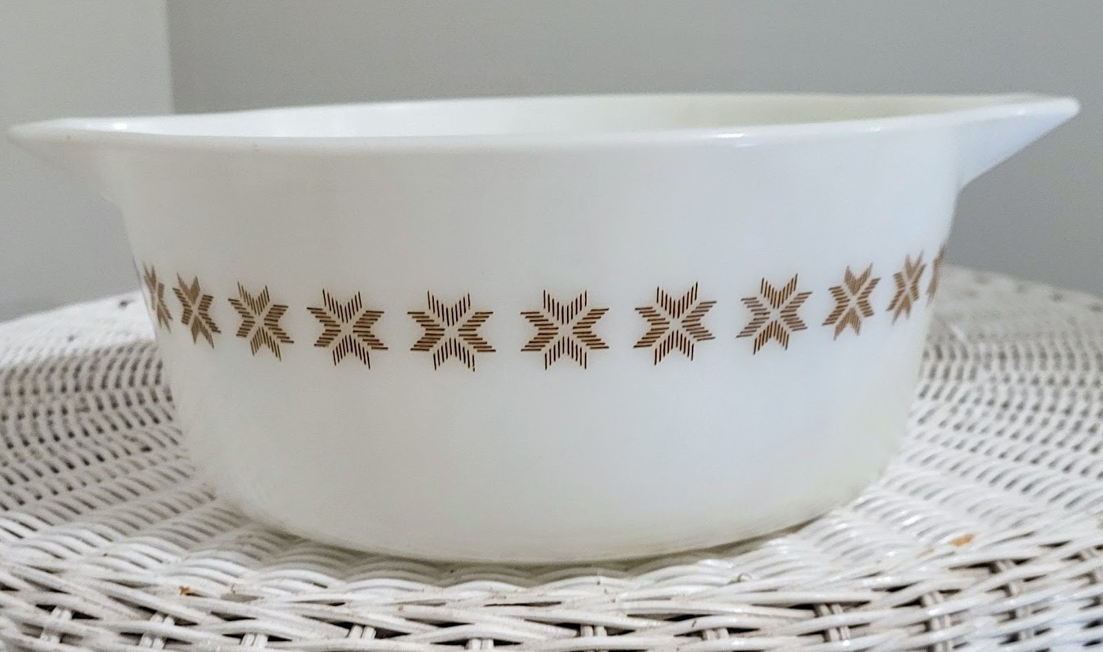 pyrex town and country 475