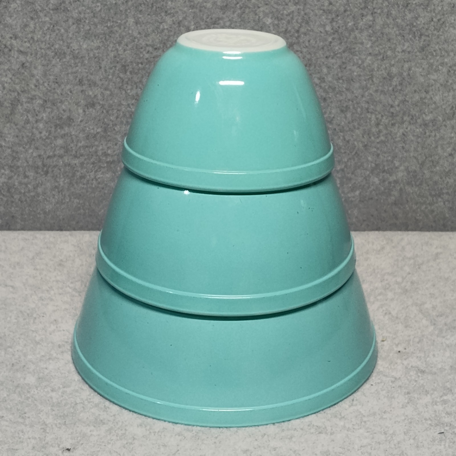 pyrex turquoise 401
